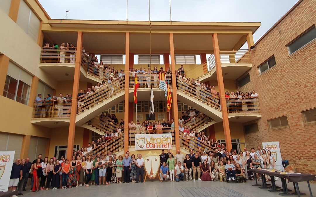 LA TROBADA D’ANTICS ALUMNES REUNIEX A MÉS DE 200 PERSONES AL NOSTRE CENTRE